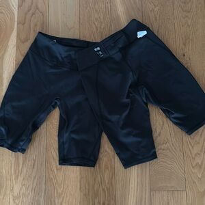 EUC 2 Uniqlo airism bike shorts black small